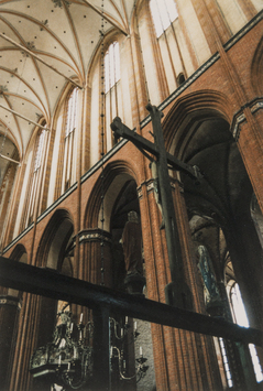 preview Wismar: St. Nikolai, Blick vom Chor zum Seitenschiff (Foto 1987)